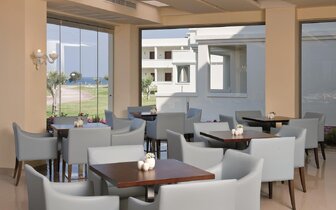 Hotel  Apollo Blue - bar - letecký zájazd CK Turancar - Faliraki, Rodos Hotel  Apollo Blue - bar - letecký zájazd CK Turancar - Faliraki, Rodos