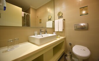 Hotel Side Star Beach - kúpeľňa - letecký zájazd CK Turancar - Turecko, Side