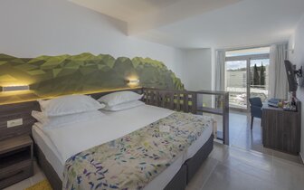 Hotel Alga - Chorvátsko - Tučepi - zájazd CK Turancar