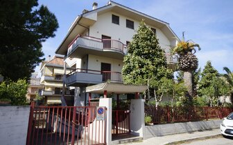 Palazzina Magnolia - rezidencia - zájazd vlastnou dopravou CK Turancar - Taliansko, Palmová riviéra, San Benedetto del Tronto