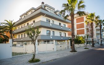 Palazzina Cala Luna - rezidencia - zájazd vlastnou dopravou CK Turancar - Taliansko, Palmová riviéra, San Benedetto del Tronto