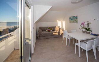 Palazzina Cala Luna - apartmán suita A manzart - zájazd vlastnou dopravou CK Turancar - Taliansko, Palmová riviéra, San Benedetto del Tronto