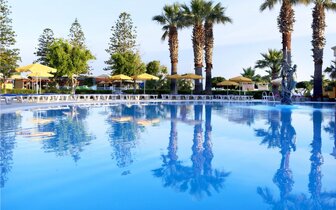 Hotel Sunshine Rhodes-bazén-letecký zájazd CK Turancar-Rodos