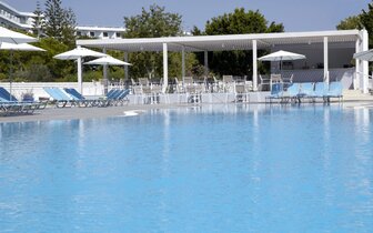 Hotel Sunshine Rhodes-bazén-letecký zájazd CK Turancar-Rodos
