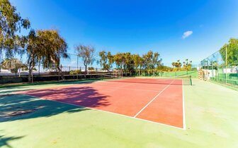 HL Club Playa Blanca - tenisový kurt - letecký zájazd CK Turancar - Lanzarote, Playa Blanca HL Club Playa Blanca - tenisový kurt - letecký zájazd CK Turancar - Lanzarote, Playa Blanca