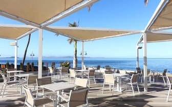 Iberostar Selection Lanzarote Park - terasa - letecký zájazd CK Turancar - Lanzarote, Playa Blanca Iberostar Selection Lanzarote Park - terasa - letecký zájazd CK Turancar - Lanzarote, Playa Blanca