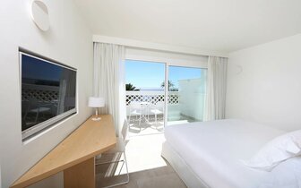 Iberostar Selection Lanzarote Park - izba - letecký zájazd CK Turancar - Lanzarote, Playa Blanca Iberostar Selection Lanzarote Park - izba - letecký zájazd CK Turancar - Lanzarote, Playa Blanca
