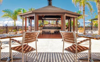 Hotel Grand Teguise Playa - bar - letecký zájazd CK Turancar - Lanzarote, Costa Teguise Hotel Grand Teguise Playa - bar - letecký zájazd CK Turancar - Lanzarote, Costa Teguise