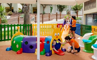 H10 Rubicon Palace - detské ihrisko - letecký zájazd CK Turancar - Lanzarote, Playa Blanca H10 Rubicon Palace - detské ihrisko - letecký zájazd CK Turancar - Lanzarote, Playa Blanca