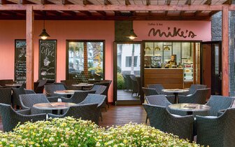 H10 Rubicon Palace - kaviareň - letecký zájazd CK Turancar - Lanzarote, Playa Blanca H10 Rubicon Palace - kaviareň - letecký zájazd CK Turancar - Lanzarote, Playa Blanca