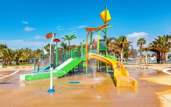 THB Tropical Island - šmykľavky - letecký zájazd CK Turancar - Lanzarote, Playa Blanca THB Tropical Island - šmykľavky - letecký zájazd CK Turancar - Lanzarote, Playa Blanca
