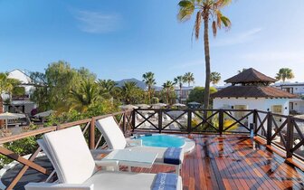 H10 White Suites Boutique Hotel - terasa - letecký zájazd CK Turancar - Lanzarote, Playa Blanca H10 White Suites Boutique Hotel - terasa - letecký zájazd CK Turancar - Lanzarote, Playa Blanca