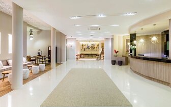 H10 White Suites Boutique Hotel - recepcia - letecký zájazd CK Turancar - Lanzarote, Playa Blanca H10 White Suites Boutique Hotel - recepcia - letecký zájazd CK Turancar - Lanzarote, Playa Blanca
