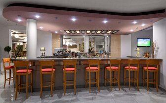 Hotel Virginia - lobby bar - letecký zájazd CK Turancar - Rodos, Kallithea Hotel Virginia - lobby bar - letecký zájazd CK Turancar - Rodos, Kallithea