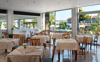 Hotel Virginia - reštaurácia - letecký zájazd CK Turancar - Rodos, Kallithea Hotel Virginia - reštaurácia - letecký zájazd CK Turancar - Rodos, Kallithea