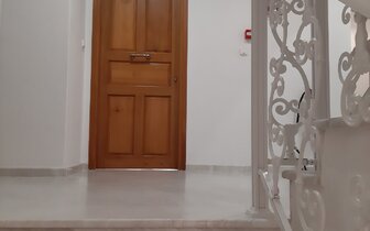 Apartmánový dom Stelios - schodisko - zájazd autobusovou a individuálnou dopravou CK Turancar - Grécko, Olympská riviéra, Nei Pori