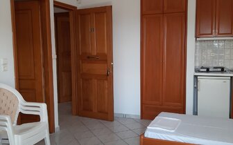 Apartmánový dom Stelios - interiér izby - zájazd autobusovou a individuálnou dopravou CK Turancar - Grécko, Olympská riviéra, Nei Pori
