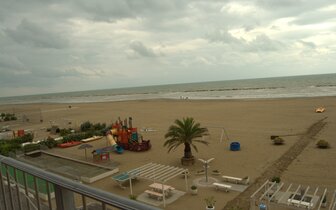 Hotel Blumen na pláži Rimini - Viserba, zájazdy autobusovou a individuálnou dopravou CK TURANCAR