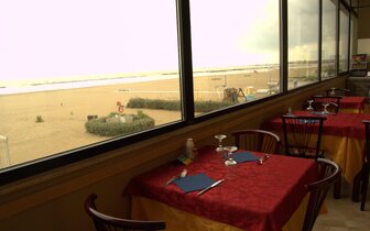 Hotel Blumen na pláži Rimini - Viserba, zájazdy autobusovou a individuálnou dopravou CK TURANCAR