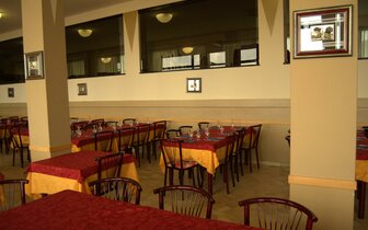 Hotel Blumen na pláži Rimini - Viserba, zájazdy autobusovou a individuálnou dopravou CK TURANCAR