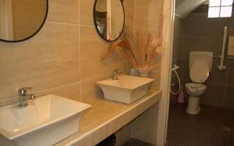 Hotel Blumen na pláži Rimini - Viserba, zájazdy autobusovou a individuálnou dopravou CK TURANCAR