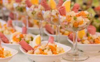 Calella Palace - bufetové stoly - letecký zájazd CK Turancar - Španielsko, Costa Brava, Calella