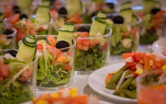 Calella Palace - bufetové stoly - letecký zájazd CK Turancar - Španielsko, Costa Brava, Calella