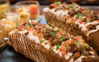 Calella Palace - bufetové stoly - letecký zájazd CK Turancar - Španielsko, Costa Brava, Calella