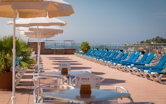 Calella Palace - strešná terasa - letecký zájazd CK Turancar - Španielsko, Costa Brava, Calella