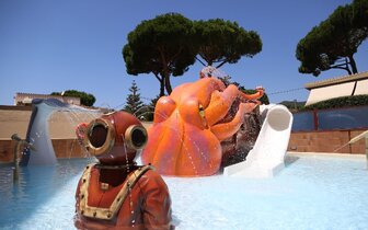 Calella Palace - detský bazén -  letecký zájazd CK Turancar - Španielsko, Costa Brava, Calella