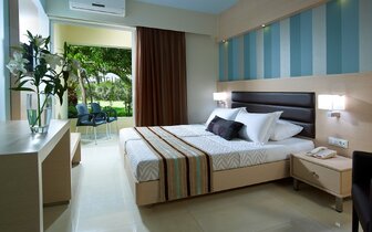 Hotel Elefteria - izba - letecký zájazd CK Turancar - Kréta, Agia Marina