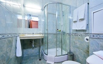 Hotel Karolina - izba - letecký a autobusový zájazd CK Turancar - Bulharsko, Slnečné pobrežie  Hotel Karolina - izba - letecký a autobusový zájazd CK Turancar - Bulharsko, Slnečné pobrežie