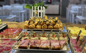 Imperial Resort - bufetové stoly - letecký a autobusový zájazd CK Turancar - Bulharsko, Slnečné pobrežie