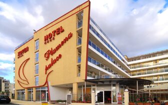Plamena Palace - hotel - letecký a autobusový zájazd CK Turancar - Bulharsko, Primorsko 