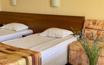 Plamena Palace - izba - letecký a autobusový zájazd CK Turancar - Bulharsko, Primorsko 