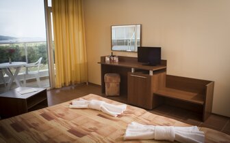 Plamena Palace - izba - letecký a autobusový zájazd CK Turancar - Bulharsko, Primorsko 