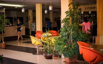 Plamena Palace - lobby - letecký a autobusový zájazd CK Turancar - Bulharsko, Primorsko