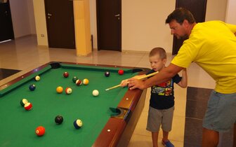 Plamena Palace - biliard - letecký a autobusový zájazd CK Turancar - Bulharsko, Primorsko