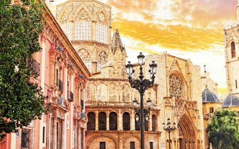 CK Turancar, Letecký poznávací zájazd, Španielsko, Valencia - dáma histórie a moderny, Katedrála Panny Márie CK Turancar, Letecký poznávací zájazd, Španielsko, Valencia - dáma histórie a moderny, Katedrála Panny Márie