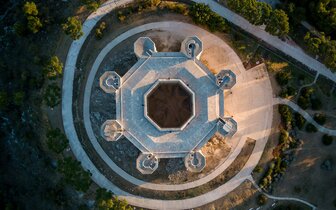 CK Turancar, letecký poznávací zájazd, Apúlia - klenot na juhu Talianska, Castel del Monte CK Turancar, letecký poznávací zájazd, Apúlia - klenot na juhu Talianska, Castel del Monte