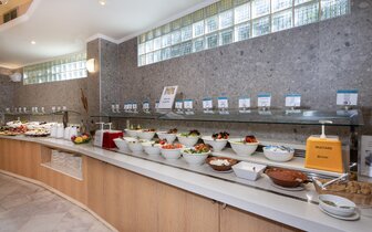 Hotel Hydramis Palace-reštaurácia-letecký zájazd CK Turancar-Kréta-Kavros