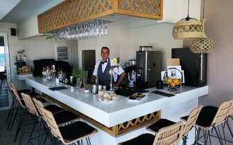 Hotel Mare Boutique - bar - letecký zájazd CK Turancar - Kréta, Georgioupolis Kournas