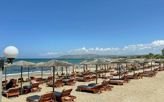 Hotel Mare Blue and suites - pláž - letecký zájazd CK Turancar - Kréta, Georgioupolis Kournas