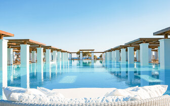 Hotel Grecotel Amirandes - hlavný bazén - letecký zájazd CK Turancar - Kréta, Gouves