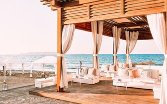 Hotel Grecotel Amirandes - plážový bar - letecký zájazd CK Turancar - Kréta, Gouves