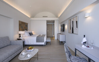 Hotel Amira Luxory Resort - junior suita výhľad na more - letecký zájazd CK Turancar - Kréta, Adelianos Kampos