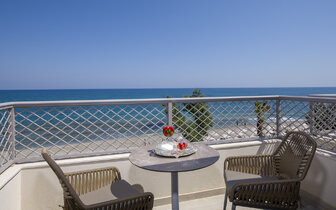 Hotel Amira Luxory Resort - výhľad na more - letecký zájazd CK Turancar - Kréta, Adelianos Kampos