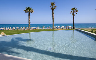 Hotel Amira Luxory Resort - bazén - letecký zájazd CK Turancar - Kréta, Adelianos Kampos