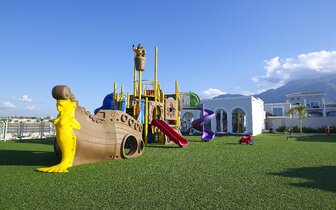 Hotel Anemos - detské ihrisko - letecký zájazd CK Turancar - Kréta, Kavros