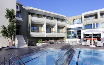 Hotel Bali Star - bazén - letecký zájazd CK Turancar - Kréta, Bali